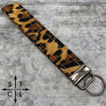 Load image into Gallery viewer, Key Fob Leopard Print