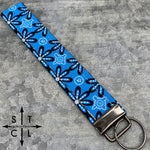 Load image into Gallery viewer, Key Fob Blue Floral