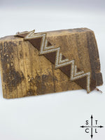 Load image into Gallery viewer, Peyote Stitch Large Chevron Bracelet