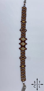 Load image into Gallery viewer, Peyote Stitch Diamond Bracelet
