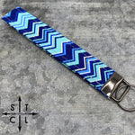 Load image into Gallery viewer, Key Fob Chevron Light Turquoise Blue White
