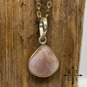 Tear Drop Rose Quart Natual Stone Necklace