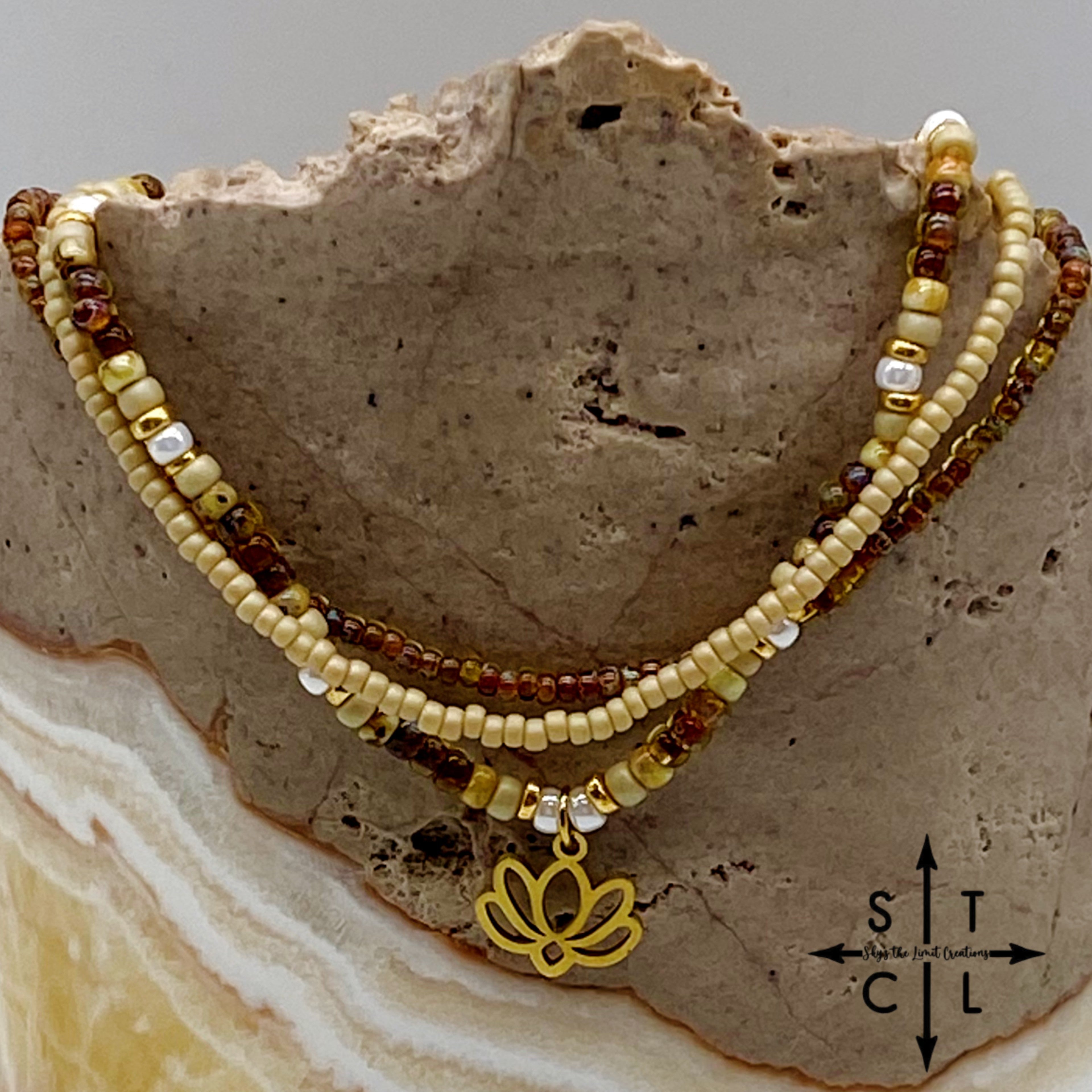 Tan Picasso Brown Pearl White Gold Stretchy Anklet