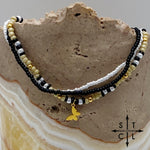 Load image into Gallery viewer, Tan Pearl White Black Gold Stretchy Anklet
