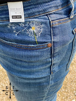 Load image into Gallery viewer, High Waisted Dandelion Embriodered Skinny
