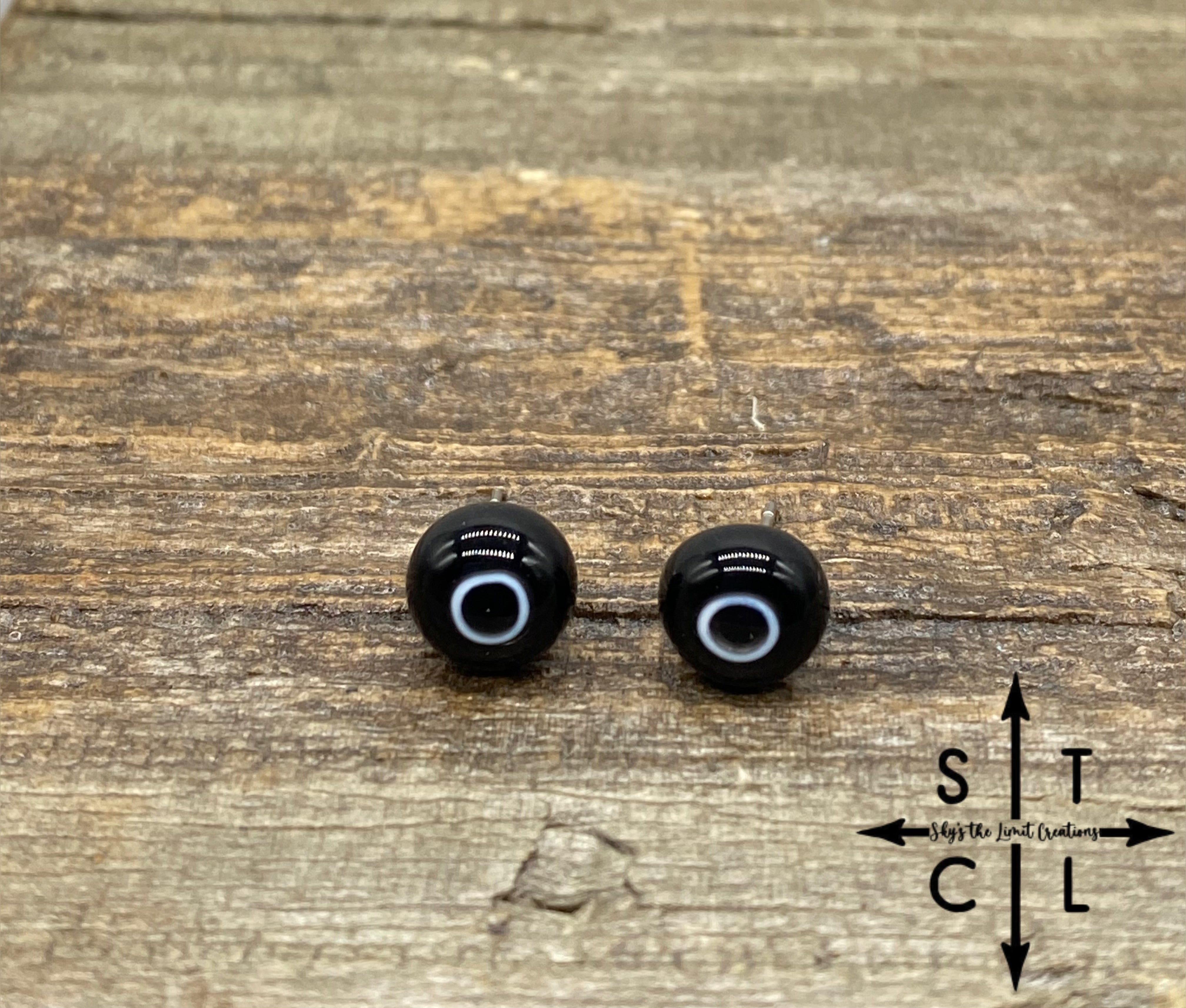 Black With White Outlined Circle Murano Glass Earrings