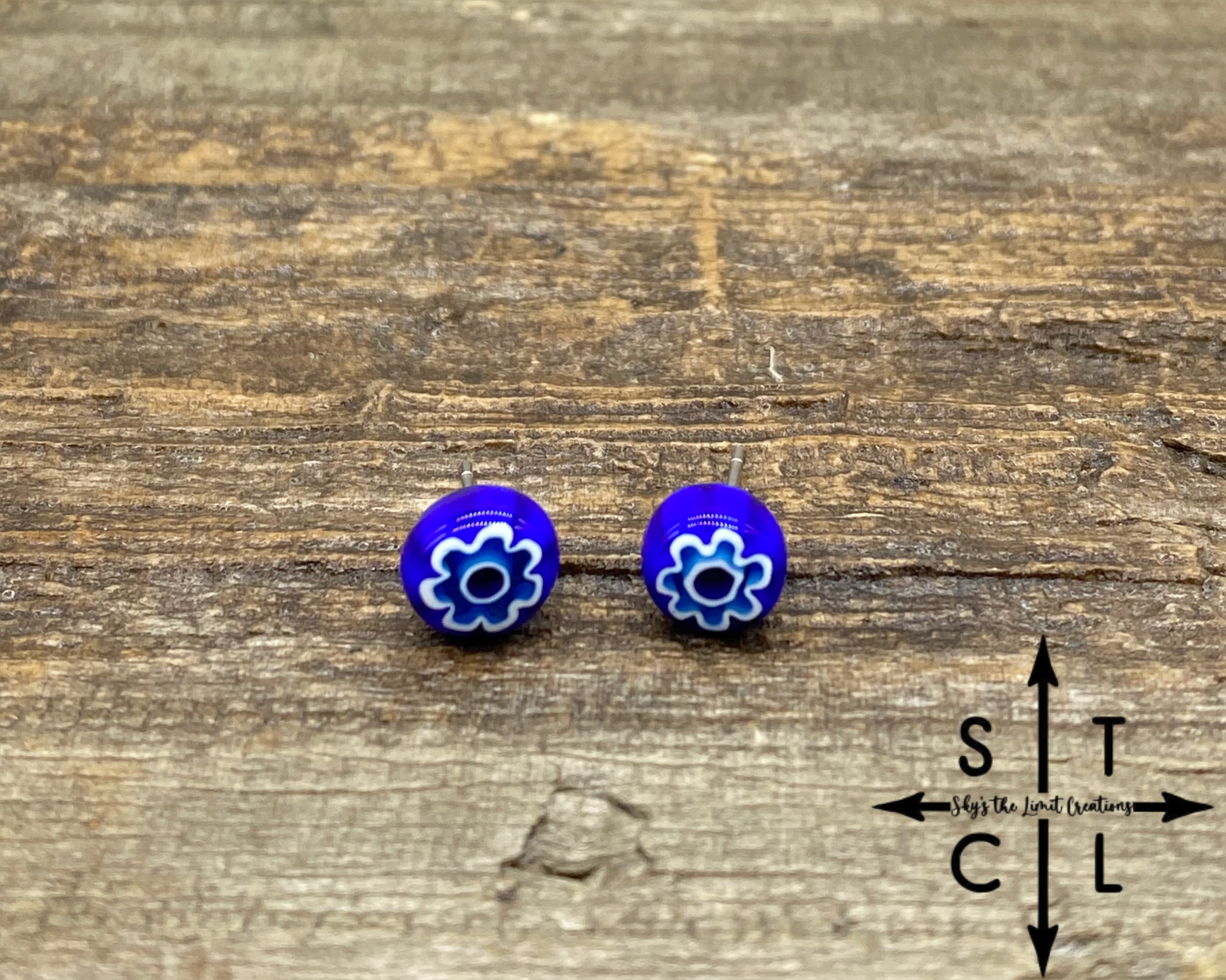 Blue Outlined White Flower Murano Glass Stud Earrings