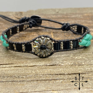Clear Grey Black Turquoise Daisy