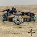 Load image into Gallery viewer, Clear Silver Gunmetal Silver Turquoise Daisy
