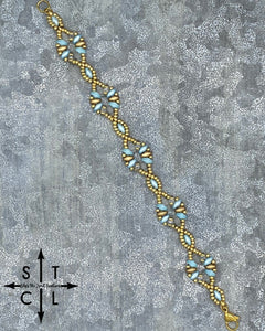 Light Pearl Blue Clear Gold Dallis Bracelet