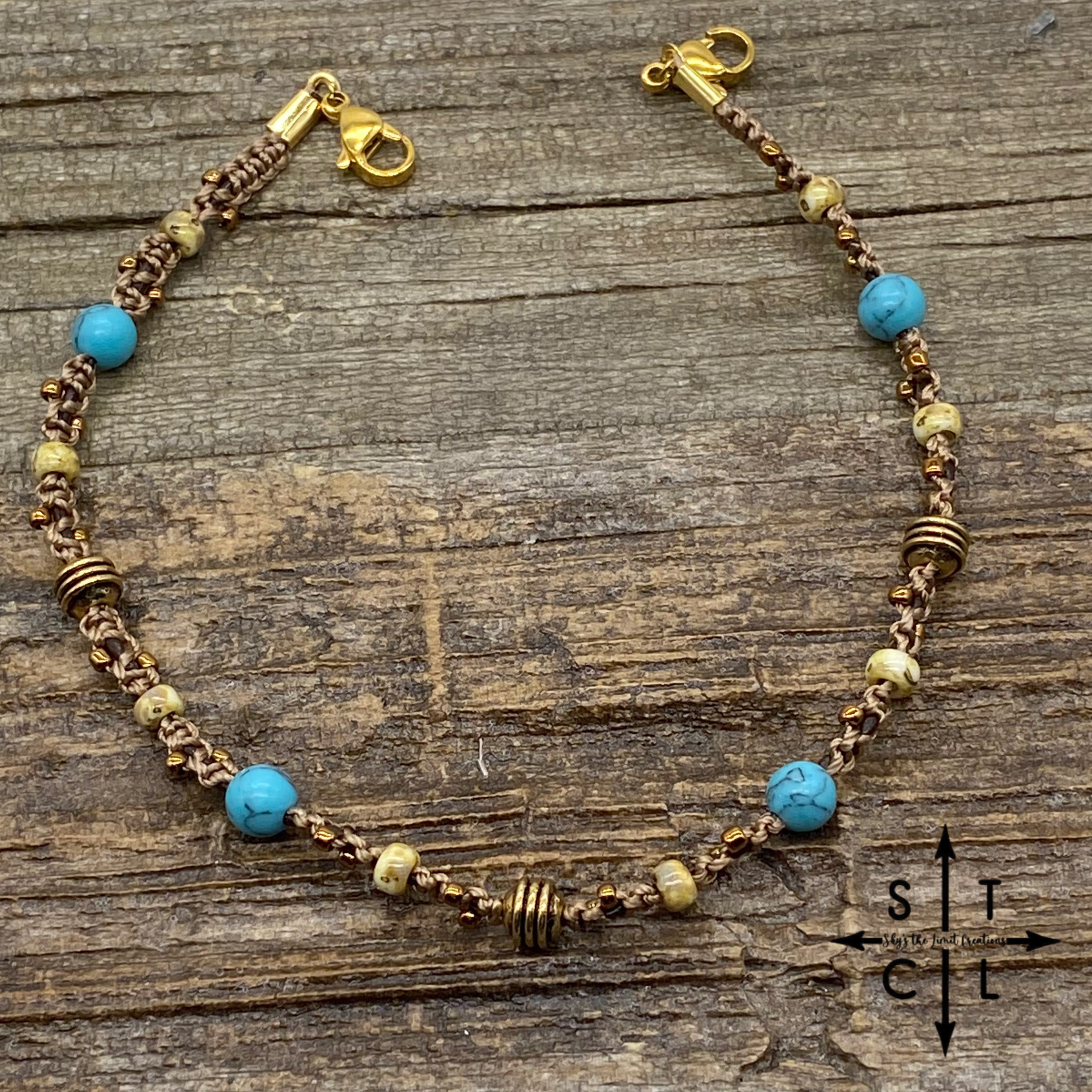Turquoise Gold Beige Picasso Trucker Hat Chain
