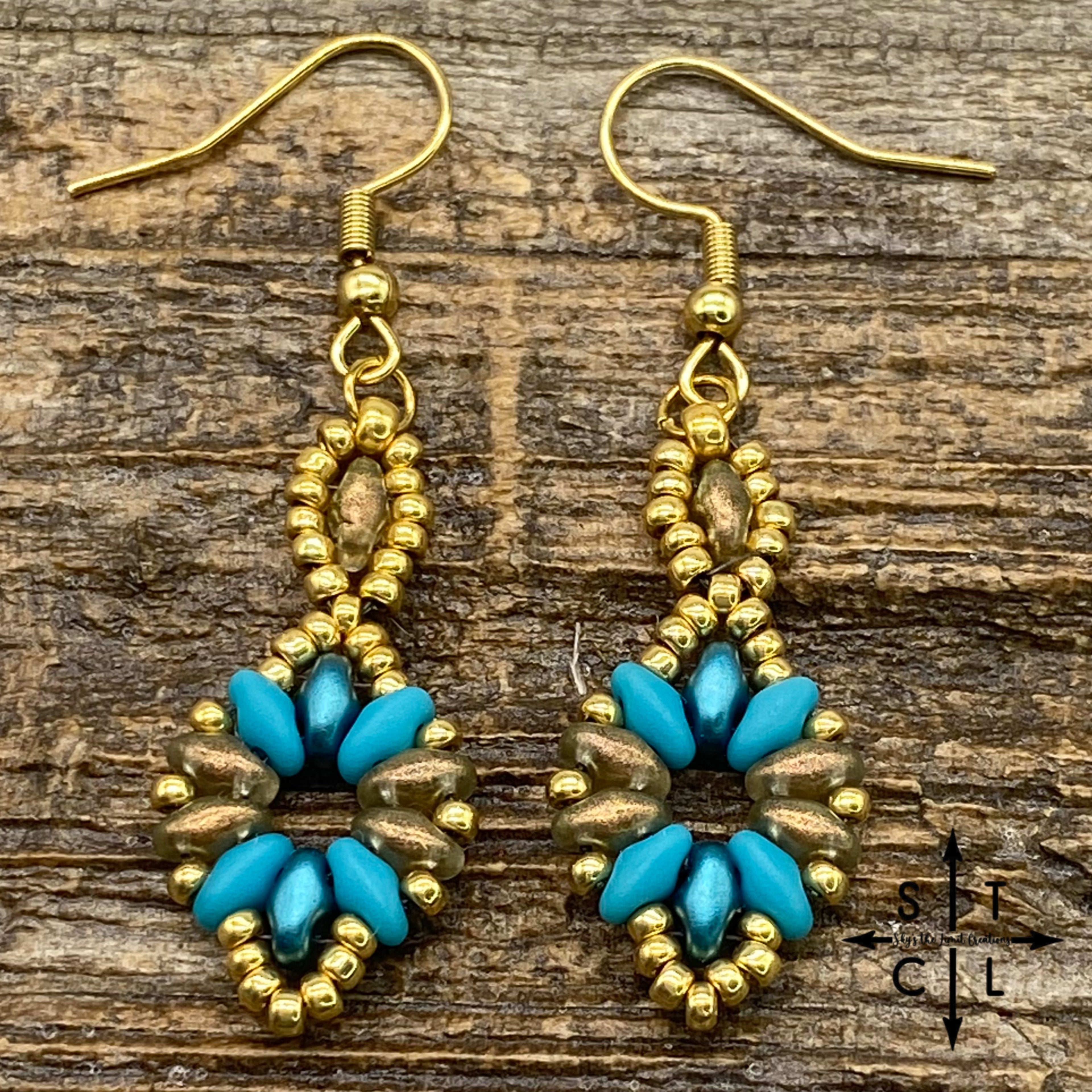 Bright Turquoise Pearl Turquoise Clear Gold Dallis Earrings