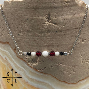 White Maroon Barbara