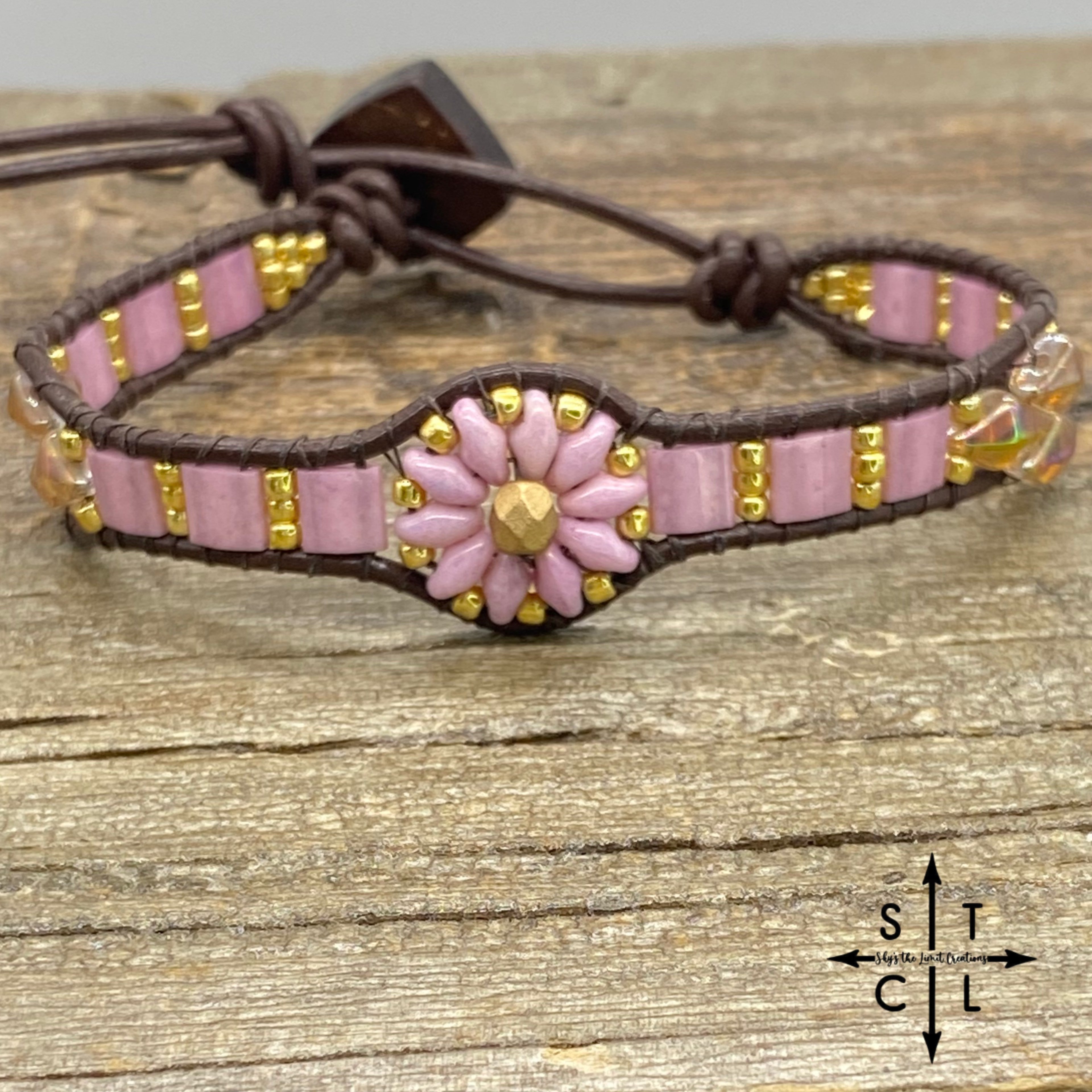 Pink Peacock Gold Gold Daisy