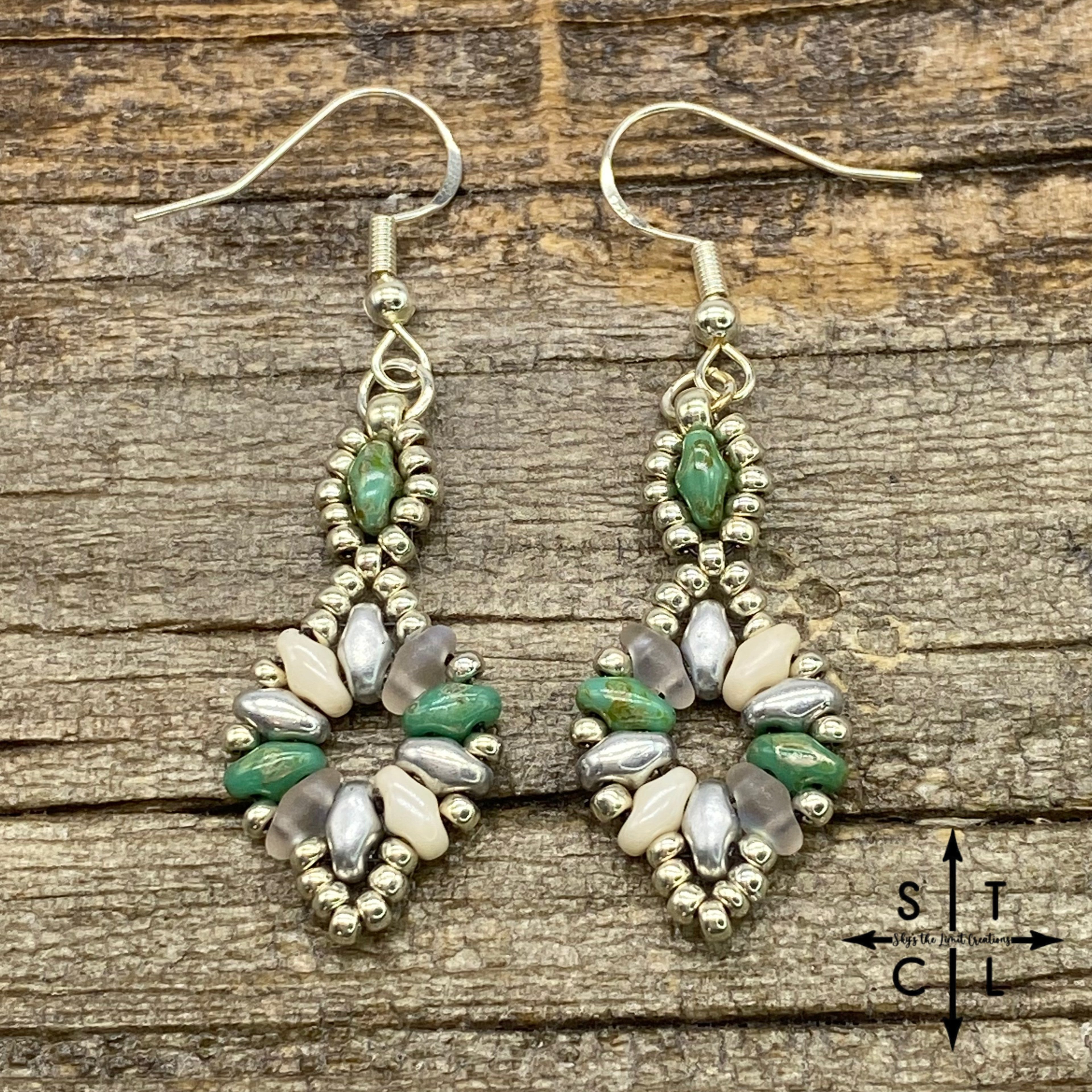 Light Turquoise Silver Clear Light Beige Dallis Earrings