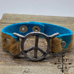 Load image into Gallery viewer, Turquoise On Brown Cowhide Peace Bracelet
