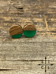 Green Resin Wood Studs